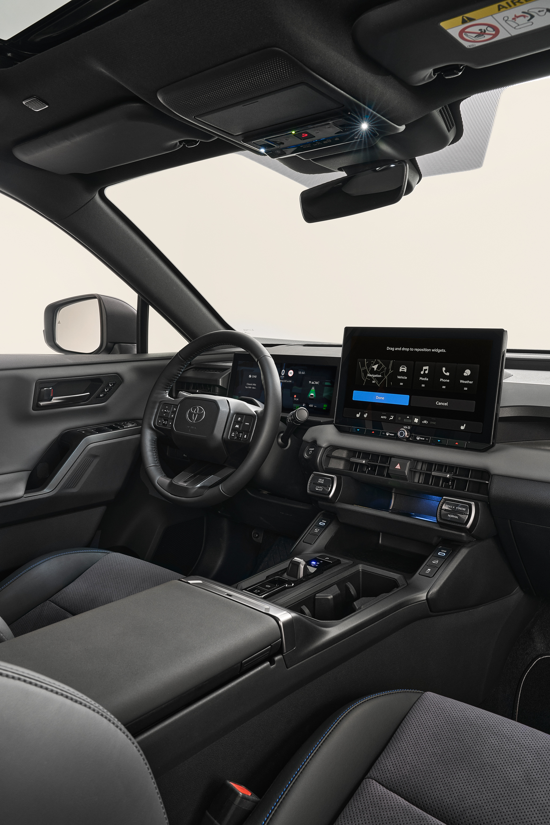 2026_all_new_rav4_interior_007